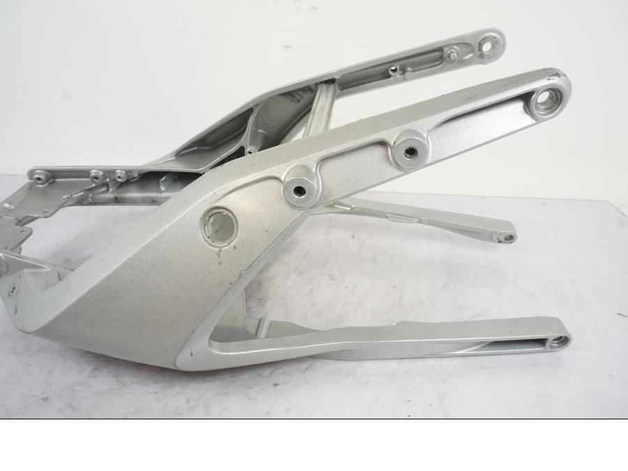 Extrabild4 på Bakram från en KTM 690 Duke -2014 motorcykel.