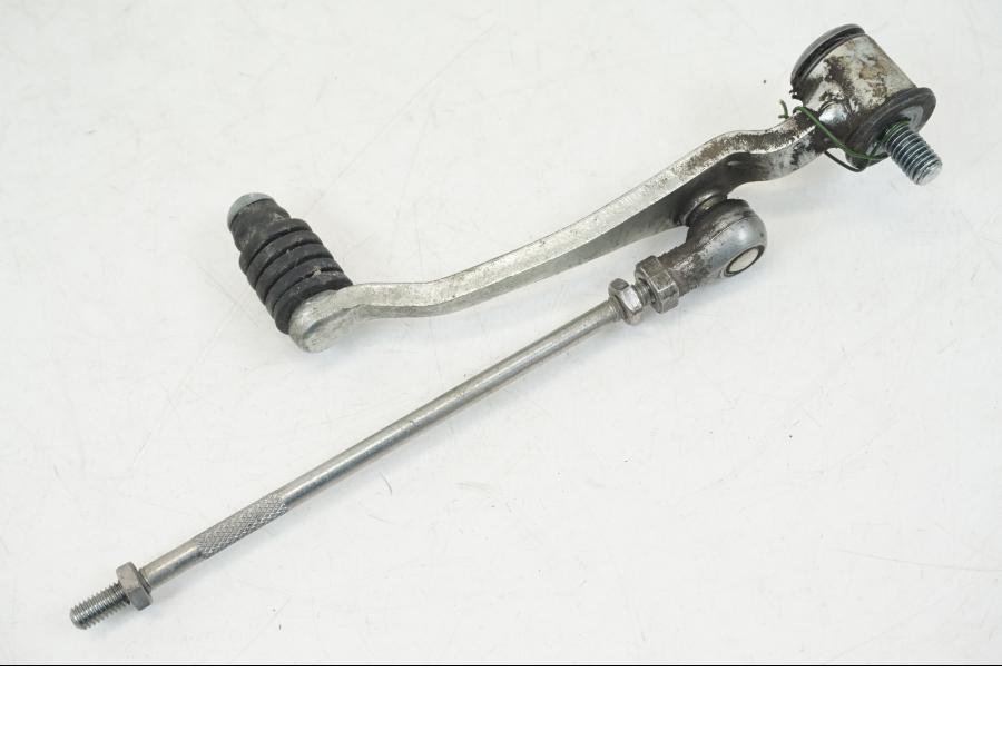 Vänster sida på Växelpedal från en Yamaha XT 1200 A -2010 motorcykel.