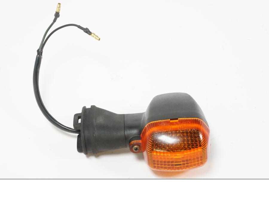 Snett uppifrån på Blinkers från en Yamaha FJR 1300 -2001 motorcykel.