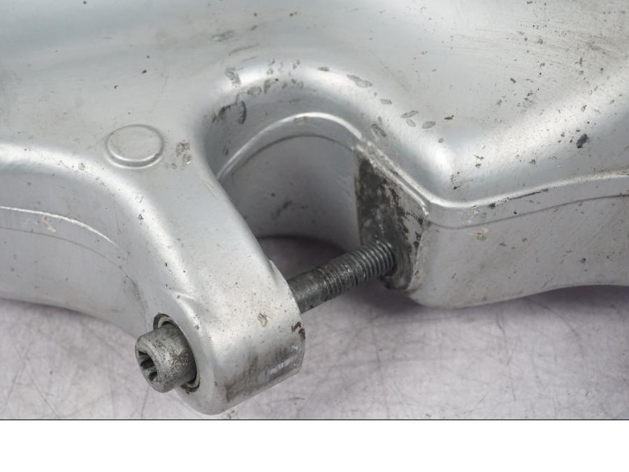 Vänster sida på Sving från en BMW R 1200 GS -2005 motorcykel.