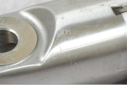 Höger sida på Gaffelben från en H-D Dyna Street Bob FXDB/I -2008 motorcykel.