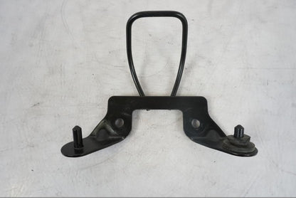 Snett uppifrån på Strålkastarfäste från en Kawasaki Z 800 -2014 motorcykel.