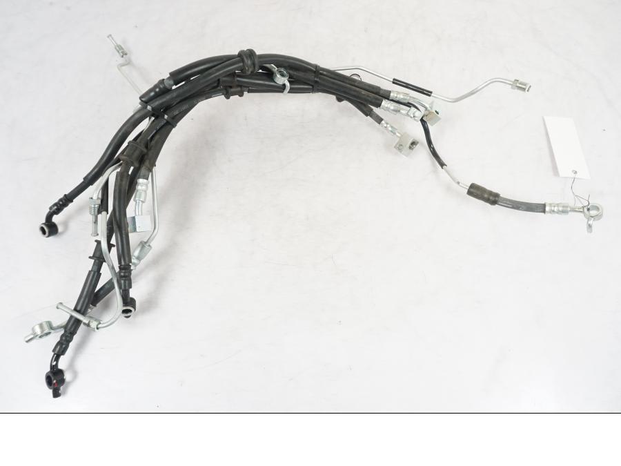 Extrabild3 på Bromsledning från en Kawasaki Z 900 -2019 motorcykel.