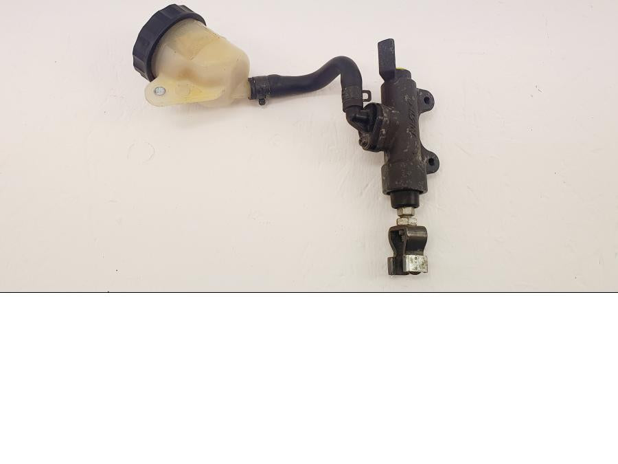 Framsidan på Bromshuvudcylinder från en Honda CBF 1000 -2007 motorcykel.