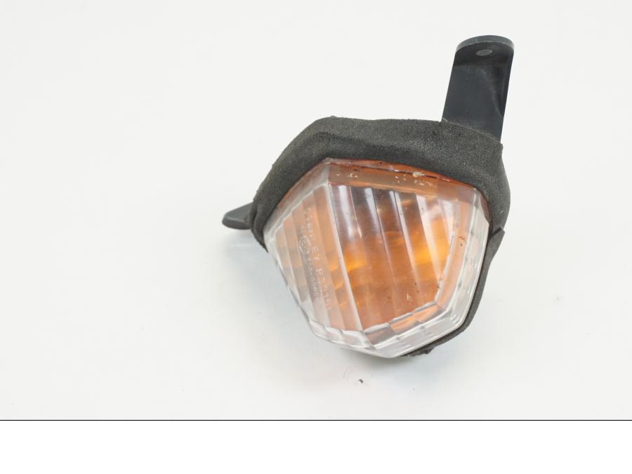 Baksidan på Blinkers från en Yamaha FJR 1300 -2003 motorcykel.