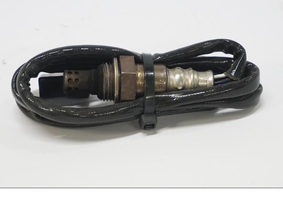 Framsidan på Lambdasond från en Kawasaki Z 900 -2019 motorcykel.