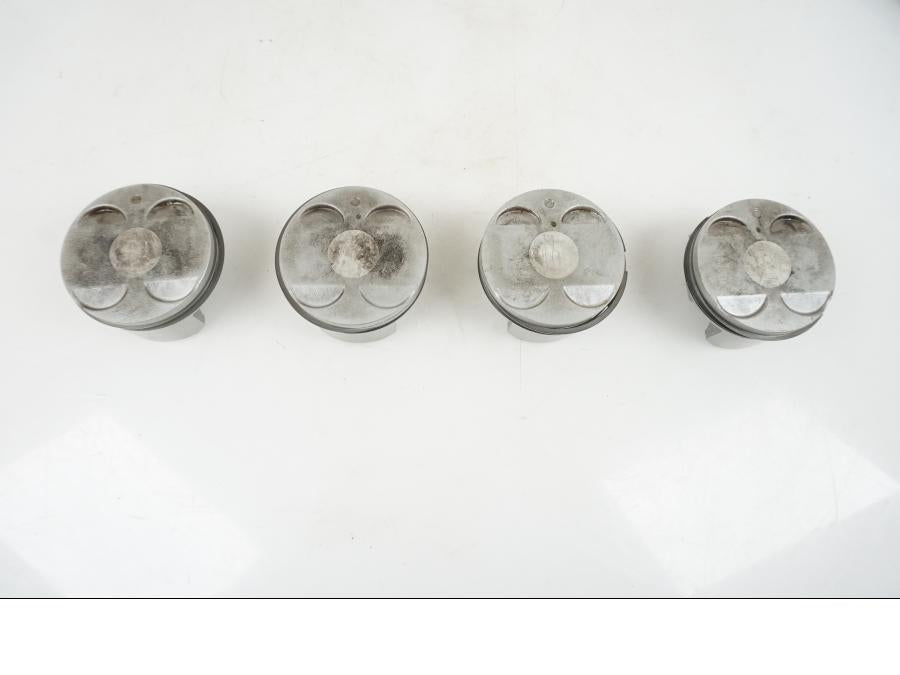 Extrabild1 på Kolv från en Suzuki GSF 650 -2007 motorcykel.