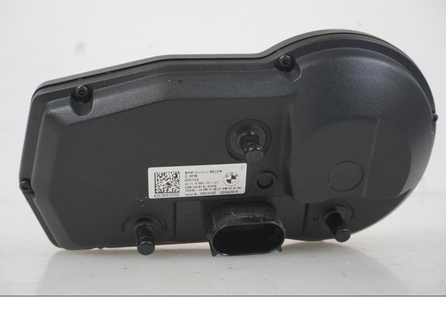 Baksidan på Instrumentpanel från en BMW F 750 GS -2019 motorcykel.