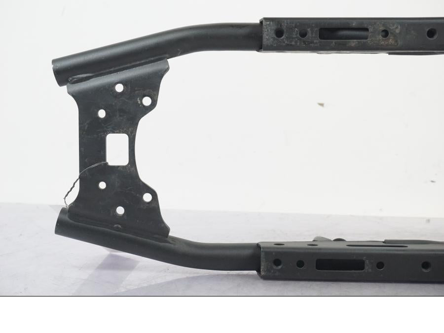 Snett uppifrån på Bakram från en Yamaha MT-09 -2016 motorcykel.