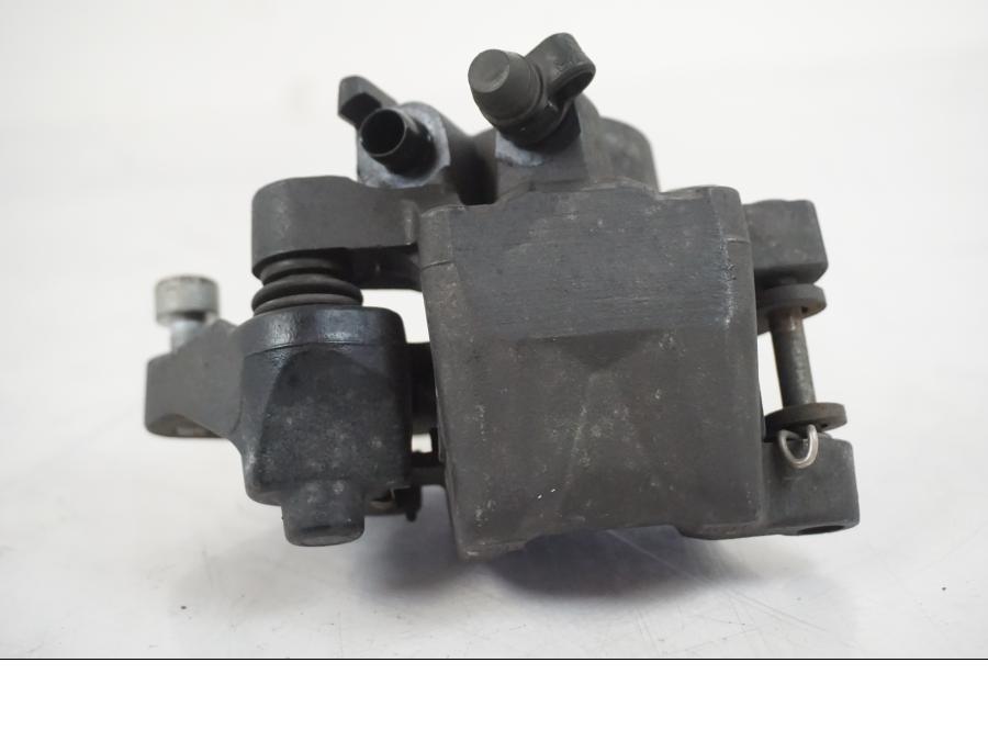 Snett uppifrån på Bromsok från en BMW F 650 CS -2002 motorcykel.