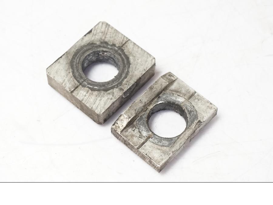 Framsidan på Styrplatta från en Kawasaki ZX-10R -2008 motorcykel.