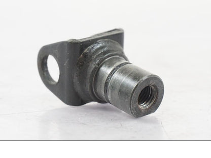 Höger sida på Fotpinnefäste från en Kawasaki ZX-6R -2011 motorcykel.