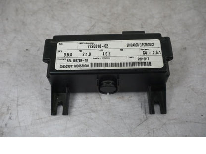 Framsidan på RDC Styrenhet från en BMW F 800 R -2018 motorcykel.