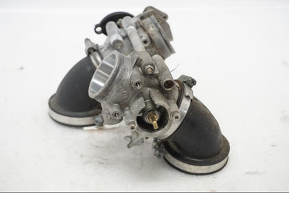 Höger sida på Spjällhus från en Ducati Monster 696 -2010 motorcykel.