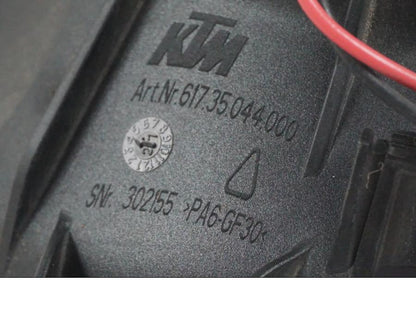 Extrabild4 på Vattenkylfläkt från en KTM 1290 Super Duke R -2022 motorcykel.