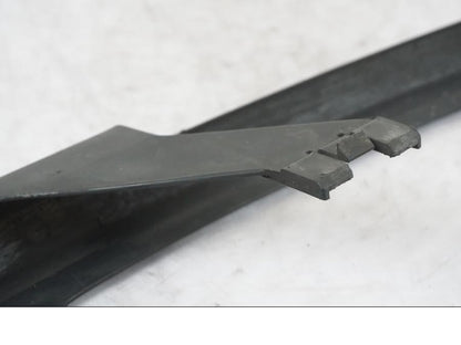 Snett uppifrån på Kedjeskydd från en Kawasaki ZZ-R 1400 -2009 motorcykel.