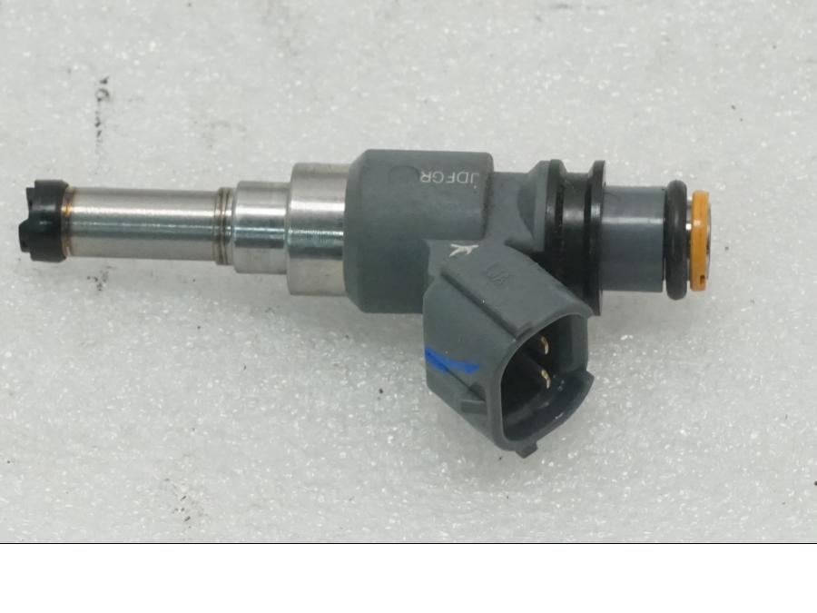 Framsidan på Spridare från en Kawasaki Z 400 -2020 motorcykel.