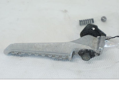 Höger sida på Fotpinne från en Honda CBR 1000 RR -2005 motorcykel.