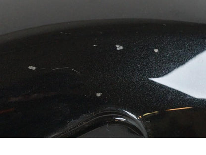 Extrabild1 på <p>Bakskärm från Suzuki VZ 1600 2004.</p>

<p>Mindre lackskador finns se bilder.</p> motorcykel.