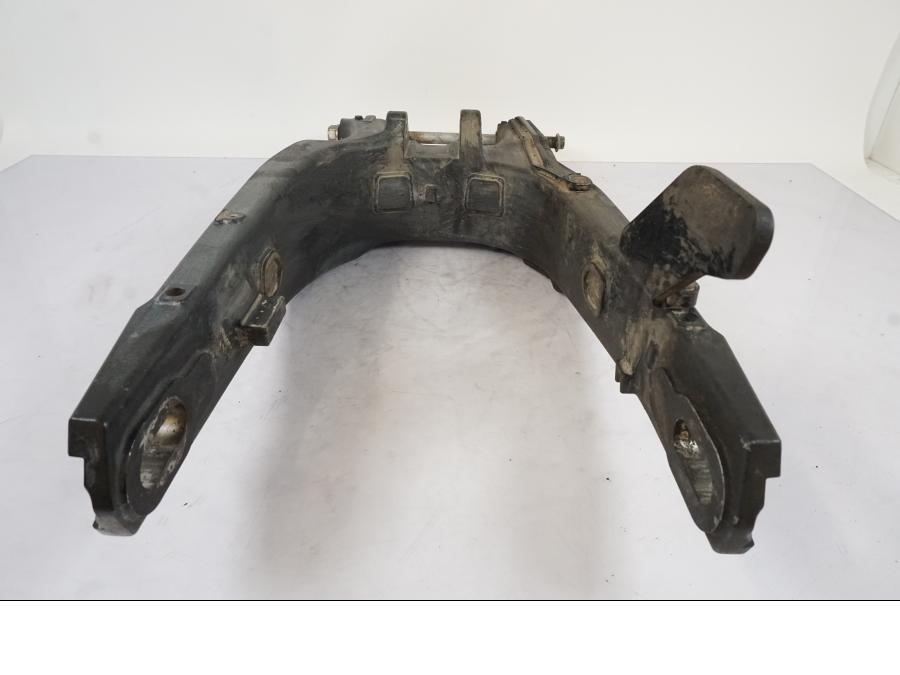 Vänster sida på Sving från en Honda CRF 1000 Africa Twin -2016 motorcykel.