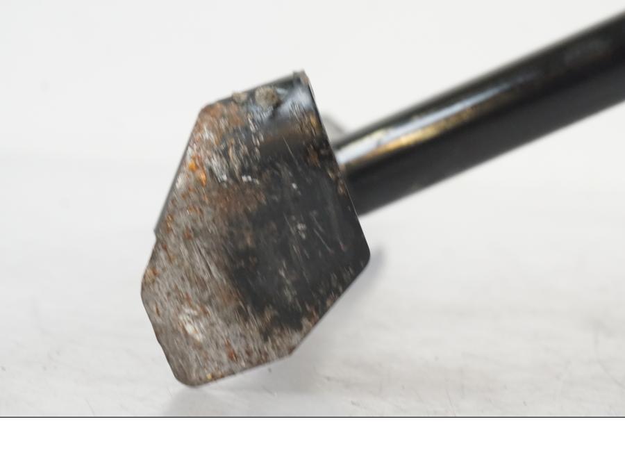 Extrabild1 på Centralstöd från en BMW R 1250 GS -2021 motorcykel.