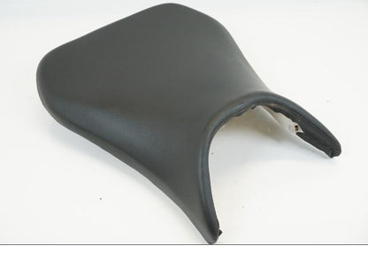 Framsidan på Sadel från en Yamaha YZF R6 -1999 motorcykel.