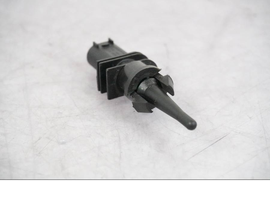 Höger sida på Temperatursensor från en BMW R 1250 GSA -2021 motorcykel.