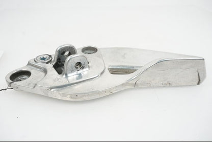 Höger sida på Fotpinnefäste från en Yamaha XJ 900 -1997 motorcykel.