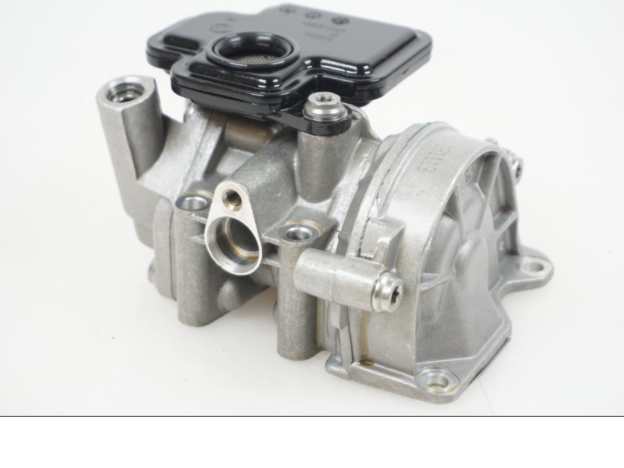 Framsidan på Oljepump från en BMW F 850 GS -2019 motorcykel.