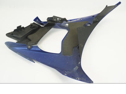 Snett uppifrån på Sidkåpa från en Yamaha YZF R6 -2006 motorcykel.