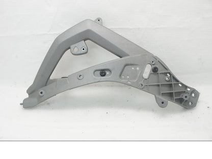 Framsidan på Kåpstag från en BMW R 1200 GSA -2017 motorcykel.