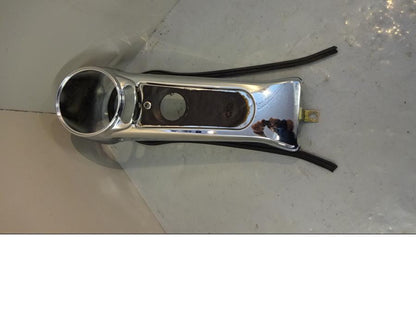 Framsidan på Instrumentkonsoll från en H-D Touring Road King Custom FLHRSI -2004 motorcykel.