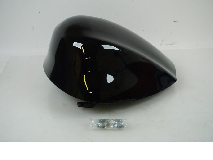 Framsidan på Kuts från en Suzuki GSX 1300 R -2010 motorcykel.