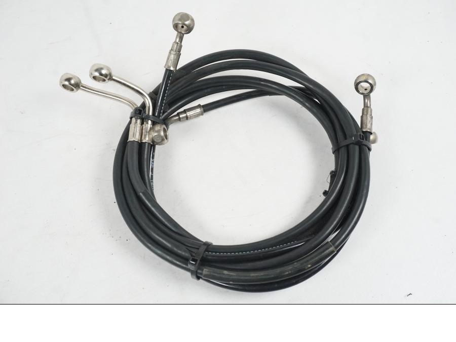 Framsidan på Bromsledning från en MV Agusta Dragster -2014 motorcykel.