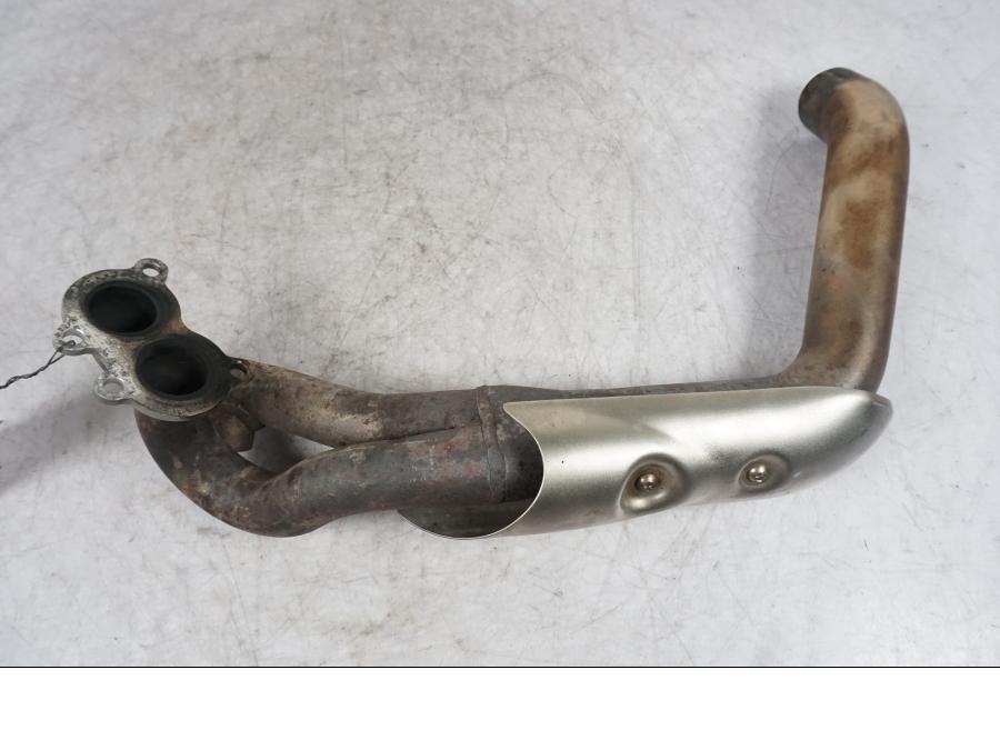 Framsidan på Grenrör från en Buell 1125 R -2008 motorcykel.