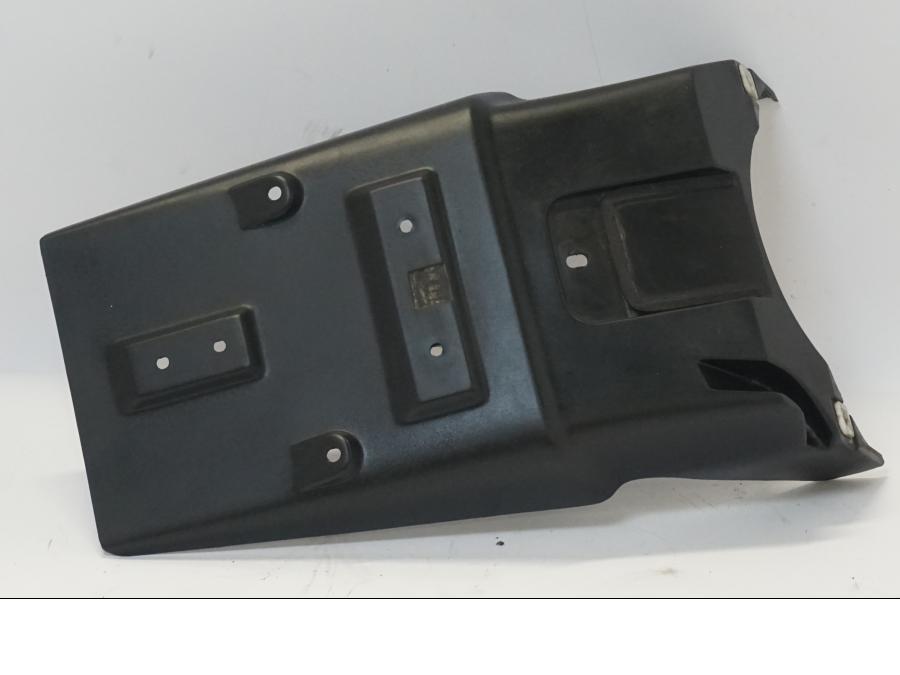 Höger sida på Bakskärm från en BMW R 1150 RS -2004 motorcykel.