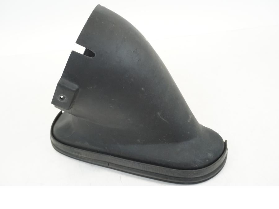 Vänster sida på Vattenkylkåpa från en BMW K 1200 LT -2004 motorcykel.