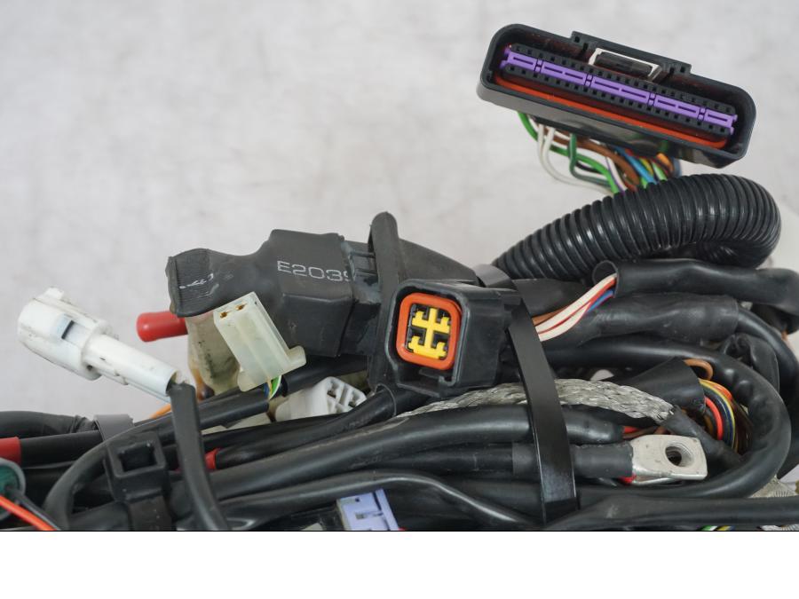 Extrabild5 på Kabelstam från en KTM 690 SM R -2009 motorcykel.