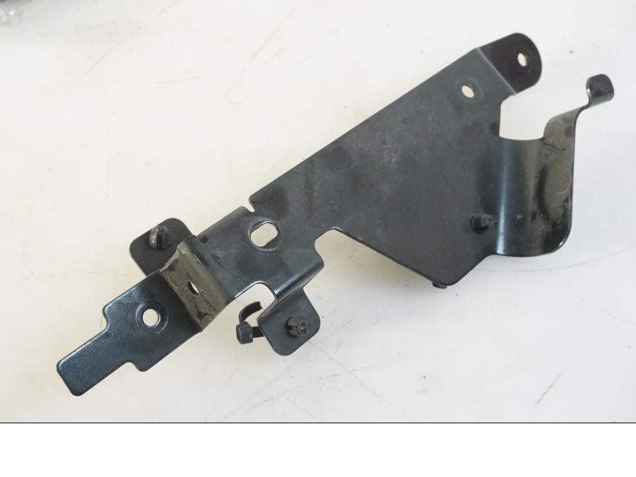 Framsidan på Säkringshållare från en Indian Chieftain Dark Horse -2019 motorcykel.