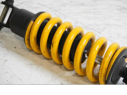 Höger sida på Stötdämpare från en Yamaha YZF-R 125 -2009 motorcykel.