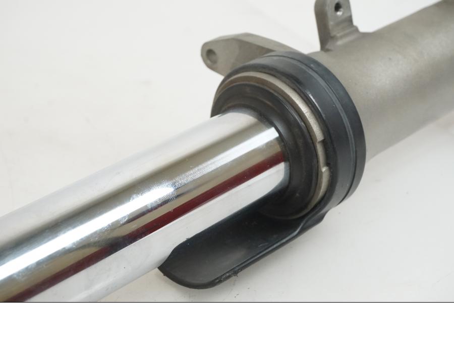 Extrabild2 på Gaffelben från en Yamaha XJ 900 S -1997 motorcykel.