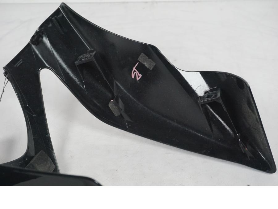 Extrabild1 på Toppkåpa från en Kawasaki ER-6N ABS -2010 motorcykel.