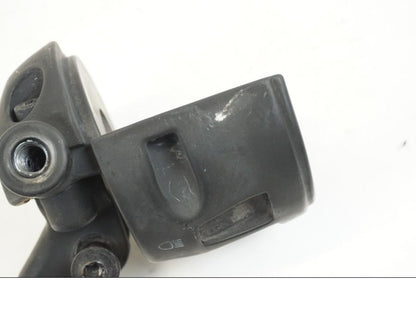 Snett nerifrån på Kopplingsklo från en BMW F 650 CS -2003 motorcykel.