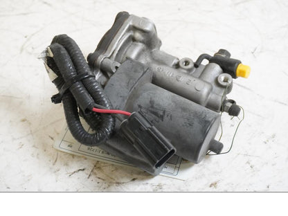 Höger sida på ABS Modulator från en Honda CBR 1000 RR -2009 motorcykel.