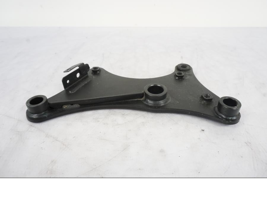 Baksidan på Ramdel från en Kawasaki ER-6N -2012 motorcykel.