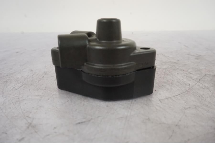 Höger sida på Kopplingslavcylinder från en KTM 1290 Super Duke R -2023 motorcykel.