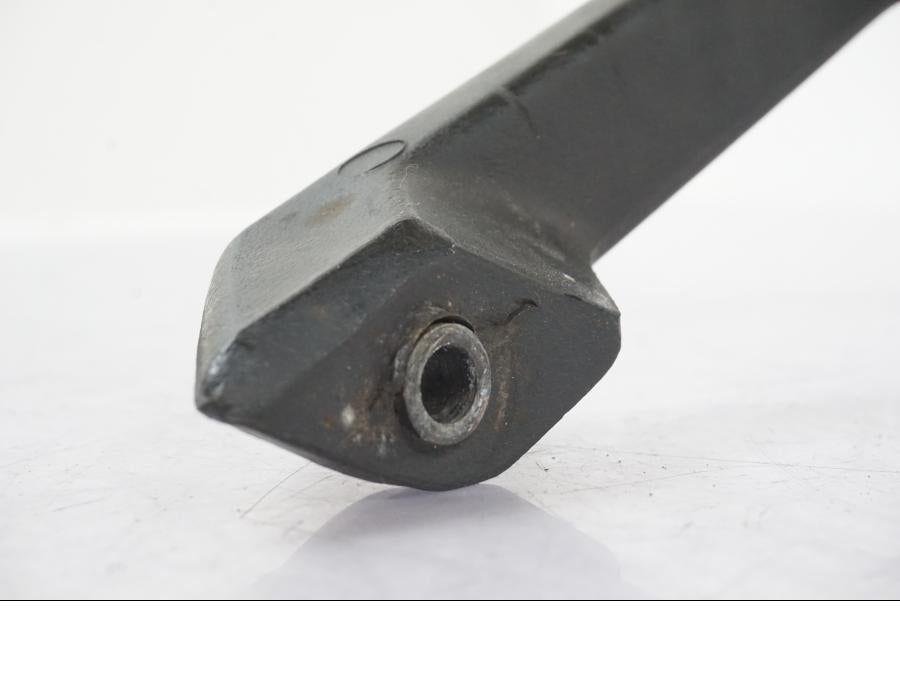 Baksidan på Passagerarhandtag från en Suzuki GSX 550 EF -1985 motorcykel.