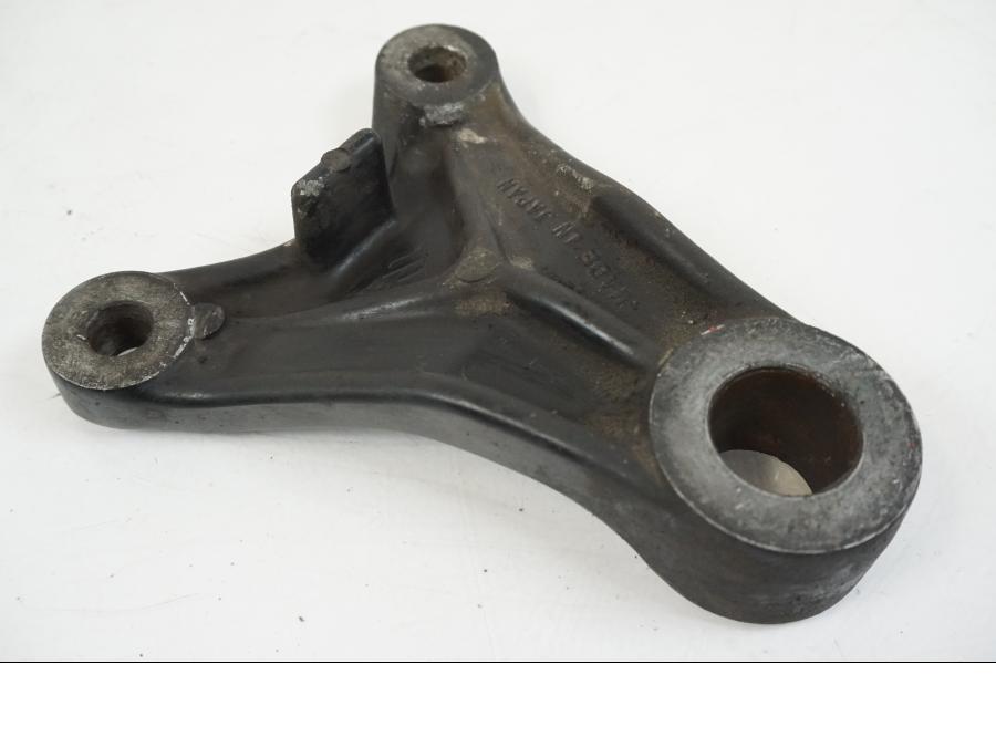 Extrabild1 på Bromsoksfäste från en Suzuki GS 1000 -1978 motorcykel.