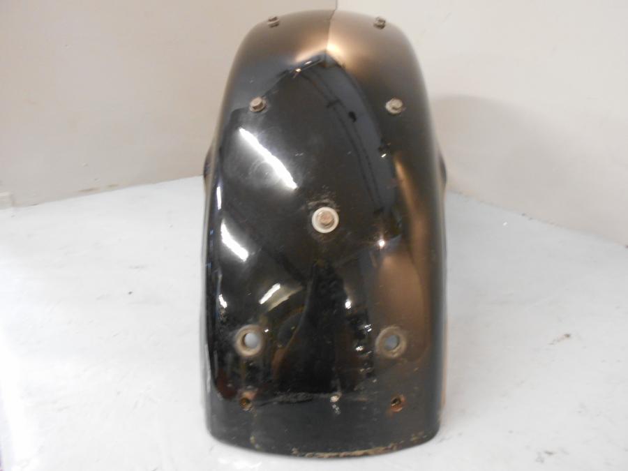 Vänster sida på Bakskärm från en Kawasaki VN 1500 Classic Tourer -2002 motorcykel.