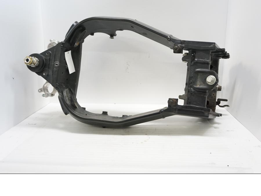 Höger sida på Ram från en Suzuki GSX-R 600 -2004 motorcykel.